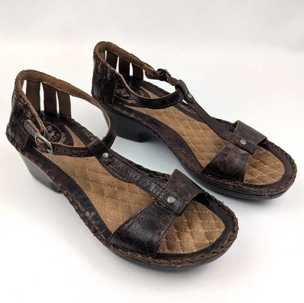 Ariat Shalimar Wedge Sandal Croc Embossed Leather T-Strap Whipstitched Western 9